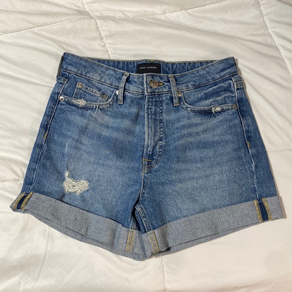 Free Assembly organic cotton cuffed denim shorts women’s size 4